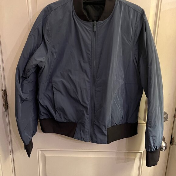Lululemon  Non-Stop Bomber *Reversible - Picture 3 of 8